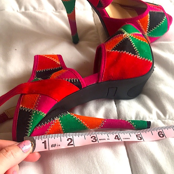 Multicolored Peep Toe Platform Heels. US size 6.5. - Picture 14 of 14